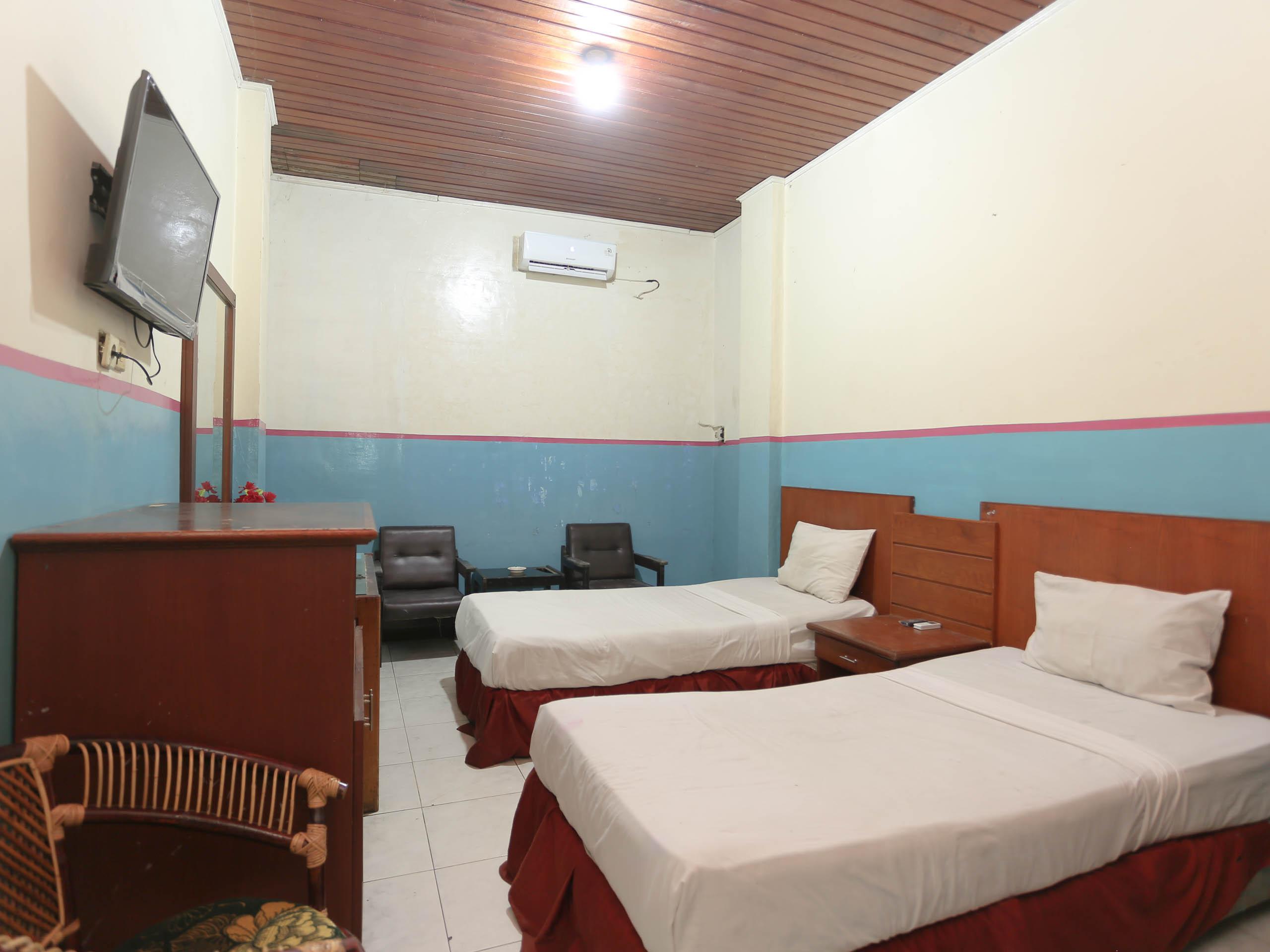 Urbanview Hotel Kharisma Banjarmasin Banjarmasin  Exteriör bild